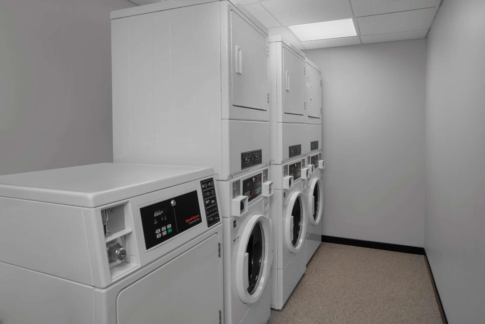 Homewood Suites By Hilton Charlotte Uptown First Ward 外观 照片